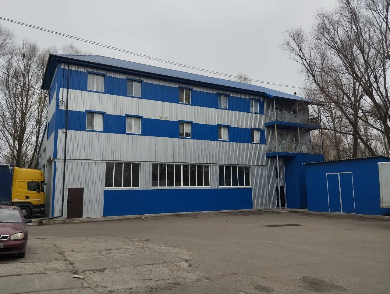СТО-комплекс з адміністративними поверхами у м. Бориспіль